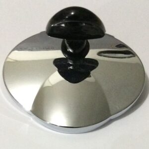 Chrome locking Lid with key for Aviva shower dispenser